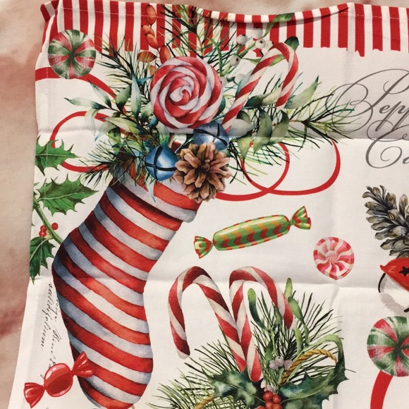 Christmas Holiday Peppermint Designer Kitchen Towel Michel Design Works NWT - Picture 4 of 16